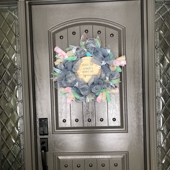 Spring Wreath - Picture 2 of 3